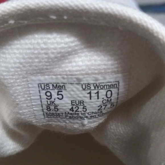 Vans Women's White and Black Skull Sneakers - Picture 3 of 4